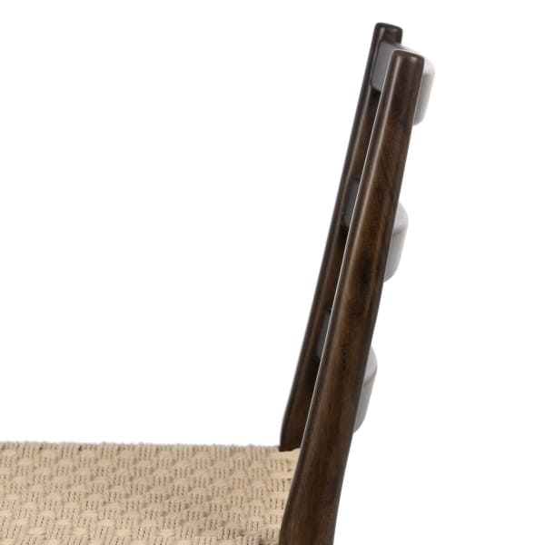 Chaise Scandinave en Bois Brun et Fibre Tressée