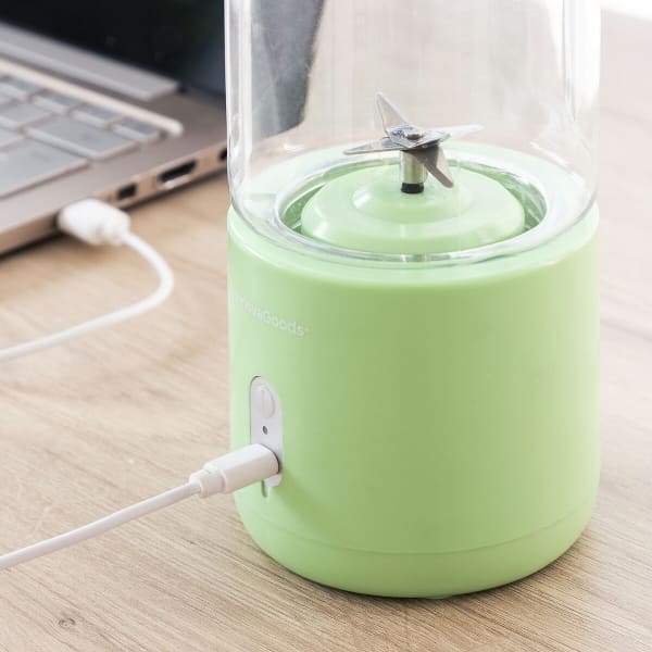 Mini Portable Green and Transparent Blender with USB Charging