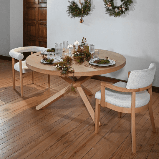 Table à Manger Ronde Contemporaine en Bois Naturel et Caoutchouc